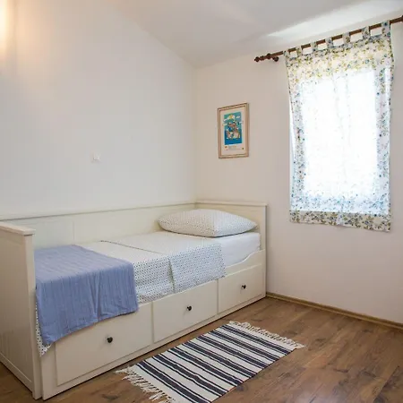 House Marija Holiday home Vlasici